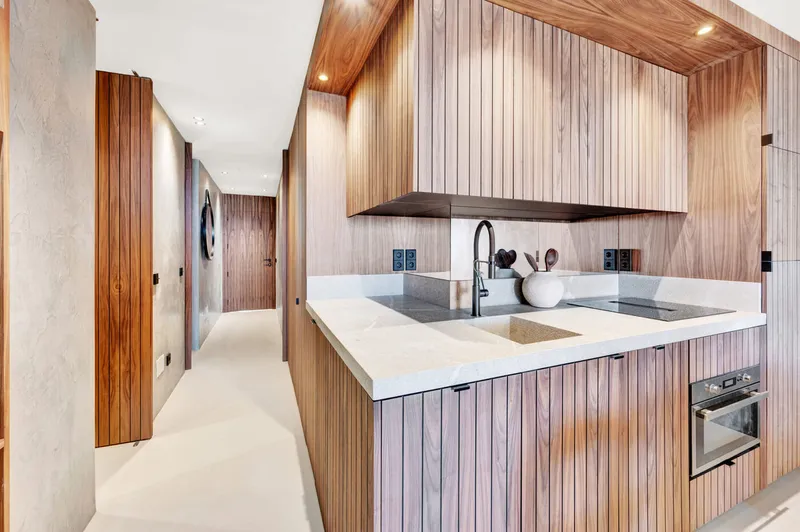 Exclusive apartment with sea views in sought-after residential complex in Portals Nous — photo 12