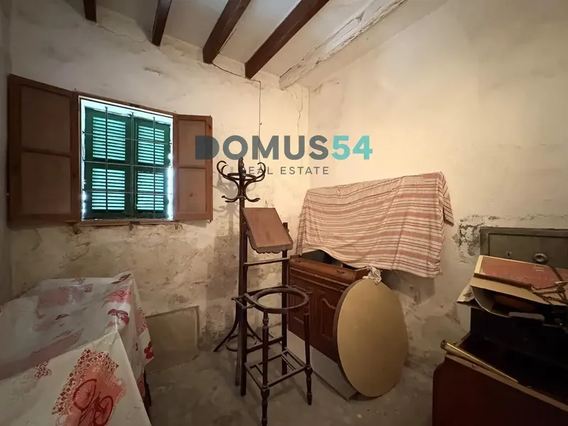 Imagine a property with unlimited space. Located in Muro, this house to be fully renovated presents itself as the opportunity — photo 12