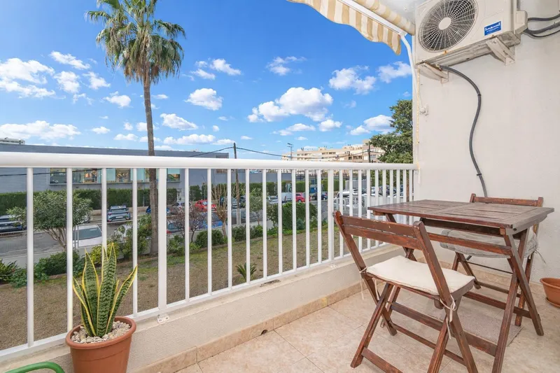 3-bedroom apartment with terrace in Portixol 500 meters from the beach — photo 1