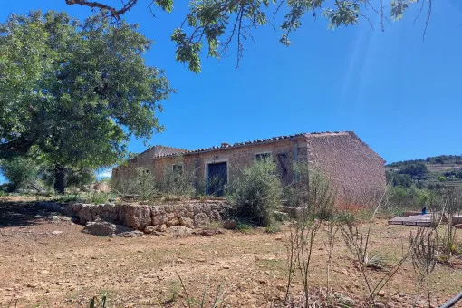 Alaró, finca project in a stunning hill landscape with mountain views near Alaró — photo 9
