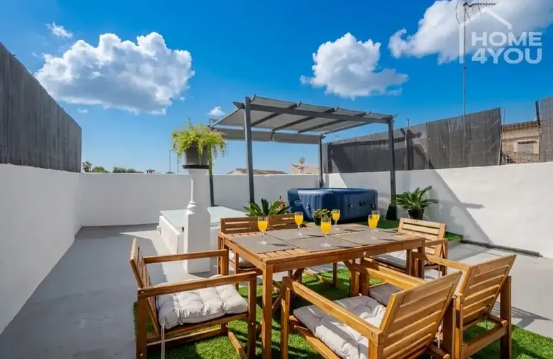 Fully furnished village house with active ETV license in a quiet area in Maria de la Salut - available for immediate rental — photo 1