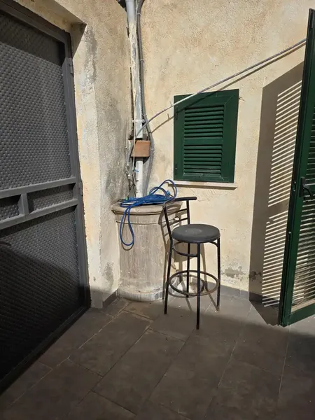 Discover this impressive duplex house located in the charming town of Campanet. With an attractive price of €380,000, this property — photo 4