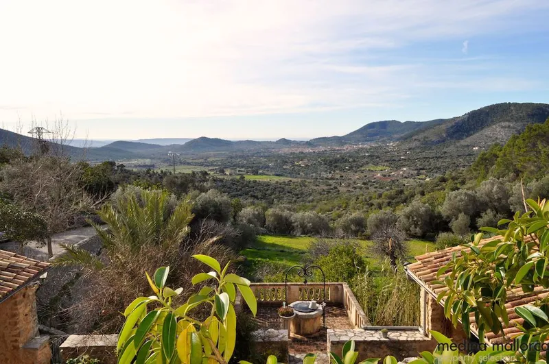 Country house in Alaró — photo 12