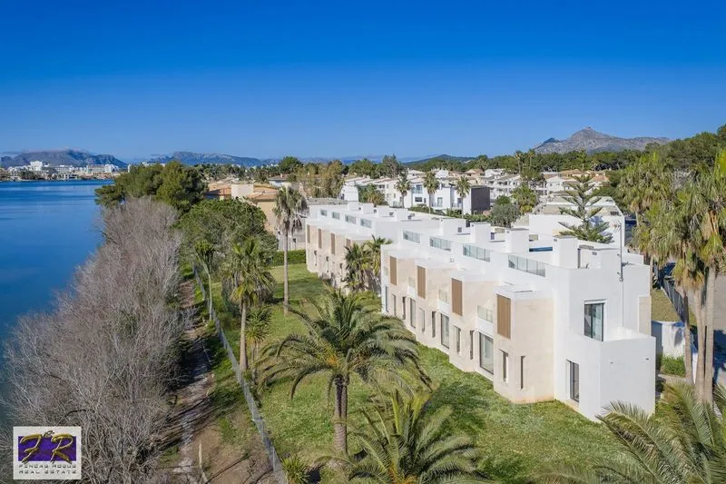 villa in Alcudia — photo 1
