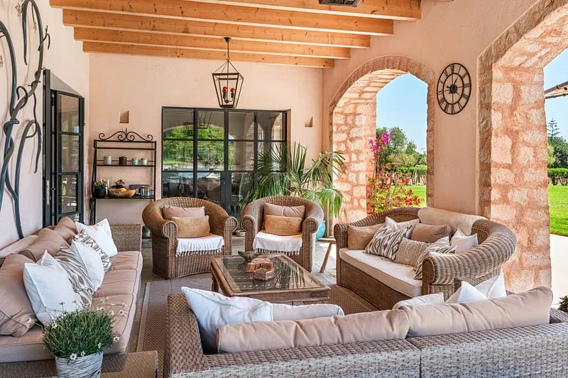 Exquisite Mediterranean Country Estate in Santa Maria — photo 8