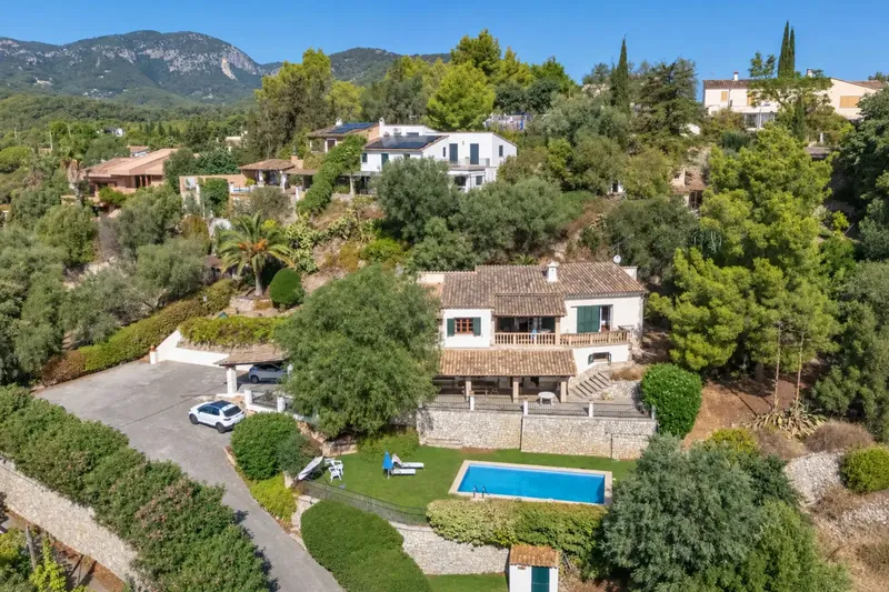 Esta casa de campo tradicional de estilo mallorquín combina un encanto auténtico, amplios espacios y una ubicación tranquila en Establiments — photo 4
