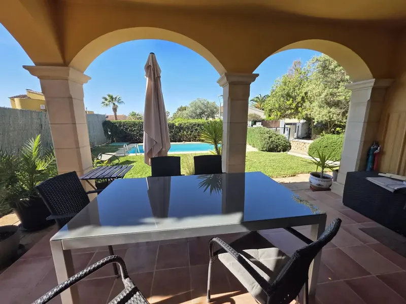 This independent property in the south of Mallorca is no compromise - it is the rare combination of Mediterranean charm, genuine privacy — photo 2