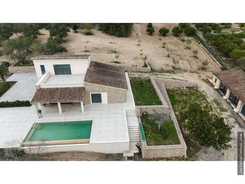 Rental of independent house or villa in Diseminado Diseminados Var — photo 5