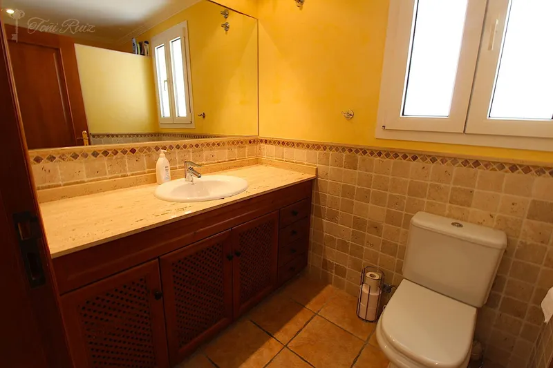 CA30 - Semi-detached house with sea views — photo 6