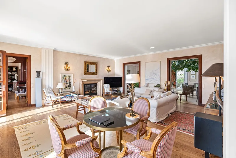 Representative property with panoramic and sea views in the southeast of the island — photo 10