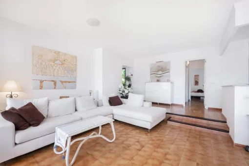 Manacor, beautiful ground-floor apartment in Cala Mandia with a garden — photo 3
