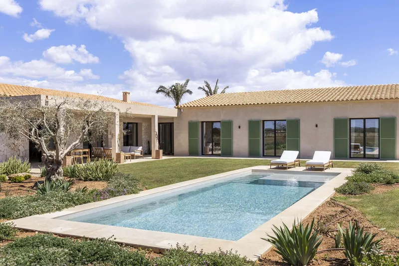 Luxurious Newly Built Finca with Saltwater Pool — photo 1