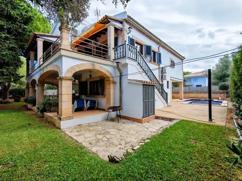 This beautiful villa in Cielo de Bon Aire offers a rare combination of luxury living and the opportunity to fully exploit the potential of — photo 3