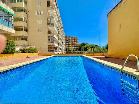 Bright, modernised flat just a few metres from Calanova — photo 2