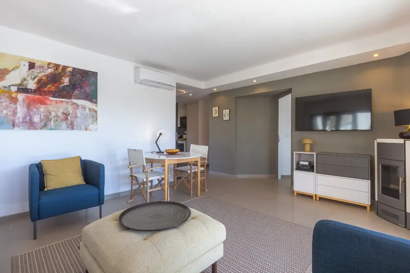 Very nice and comfortable apartment with great terrace — photo 11