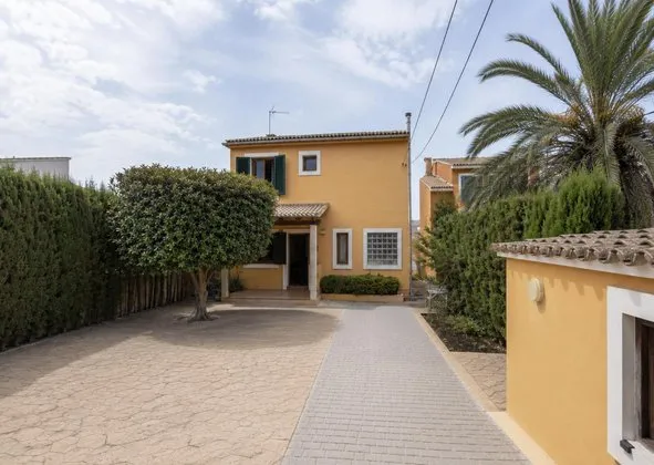 Detached house in Badia Blava-Badia Gran-Tolleric, Llucmajor — photo 2