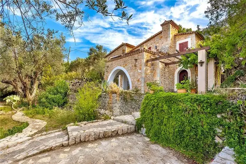 Finca on plot of approx. 1,400m2 with panoramic sea views, 214m2 built, large living-dining room with fireplace, furnished and equipped kitchen — photo 3