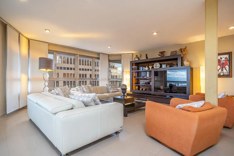 Spectacular flat with lift and parking in the centre of Palma – Avenidas area — photo 12