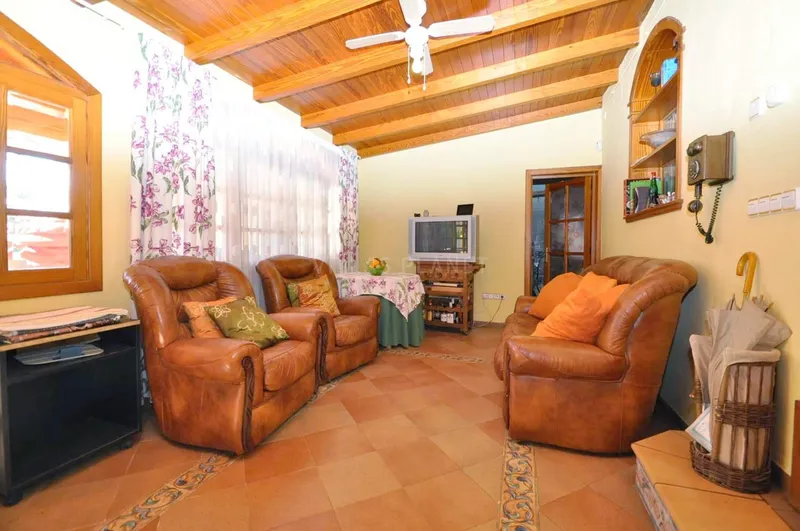 Country house with swim... — photo 9