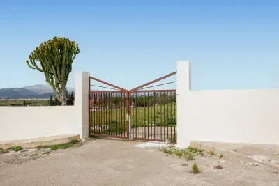 Urban plot in the Muro industrial park — photo 1