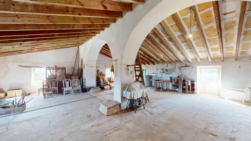 Large traditional Mallorcan country house from 1900 in Son Sardina — photo 12