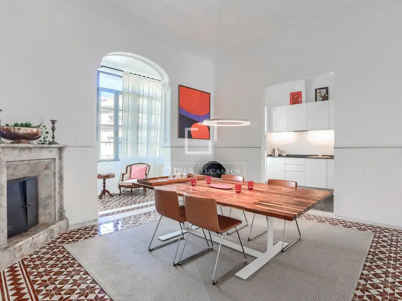 202m² apartment with 12m² terrace for sale in Palma de Mallorca — photo 1