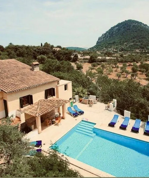 Charming Mediterranean-style finca, with a holiday rental license, in Pollensa — photo 2