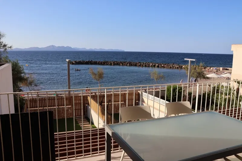 Penthouse facing the sea — photo 2