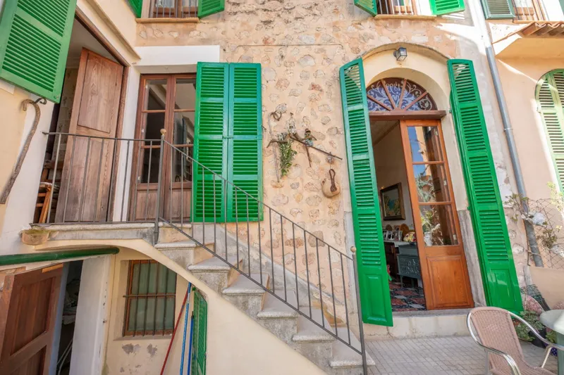 Modernistic town house in Sóller — photo 4