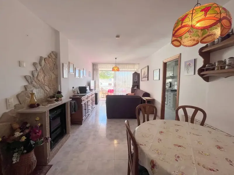 Spacious apartment just one minute from Cala Millor beach and the pedestrian promenade. Located on the third floor, the property — photo 6
