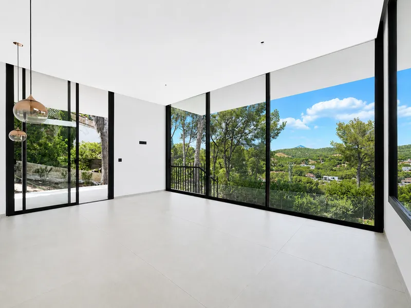 Modern new-build villa with stunning mountain views in Santa Ponsa Mas — photo 11
