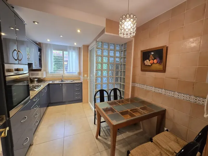 Bright ground floor apartment in Son Caliu (southwest Mallorca), in a quiet residential area close to the beach. The property — photo 11