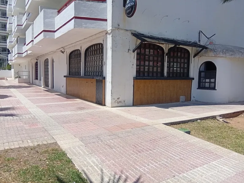 3 premises for sale together in Siesta 3 — photo 1