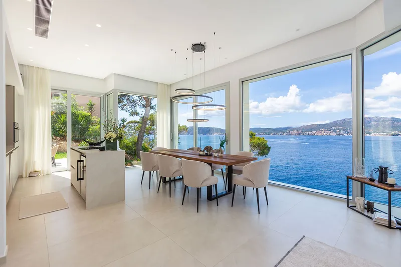 First-class villa with luxury fittings and sea access — photo 7