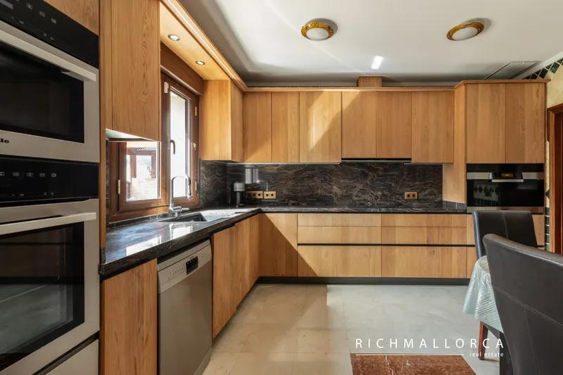 Exclusive family home with garden and pool in central El Toro, near Port Adriano — photo 12