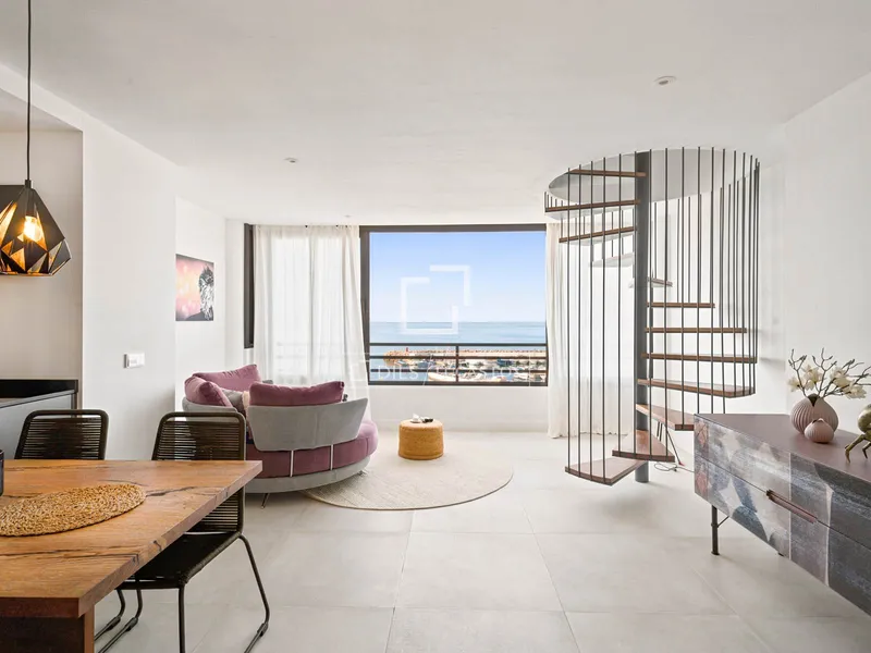 177m² penthouse with 22m² terrace for sale in Palma de Mallorca — photo 2
