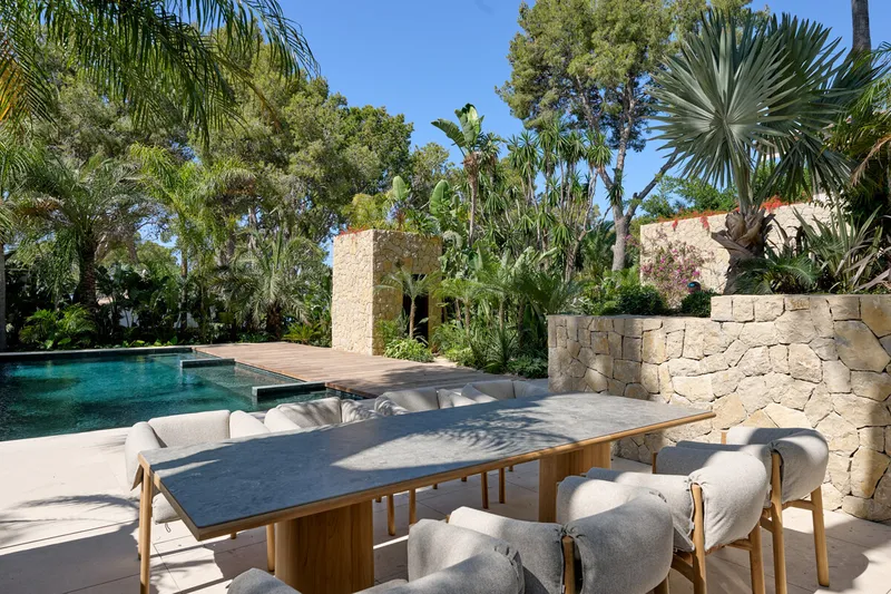Exclusive 'Bali-Tulum' style property on the second sea line in Bendinat - Marcel Remus Real Estate — photo 4