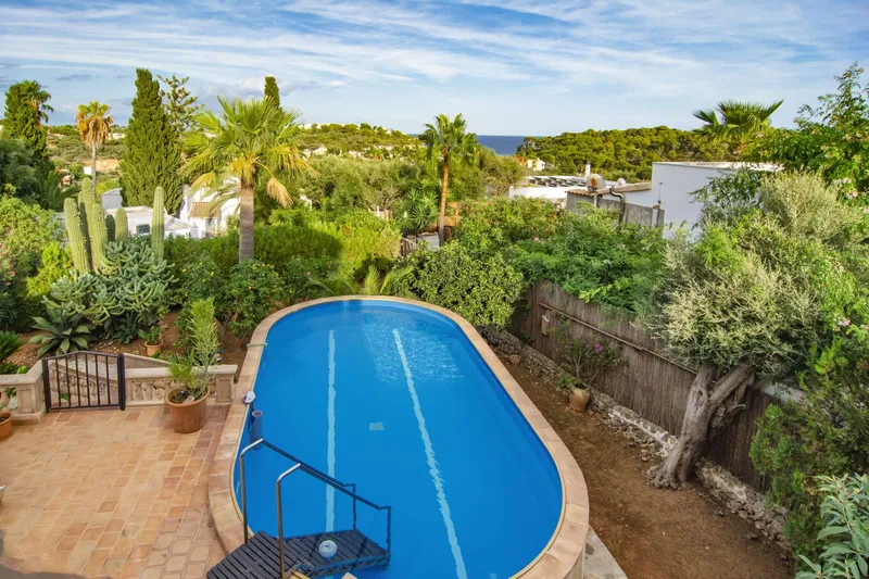 Mediterranean house with pool and sea views — photo 4