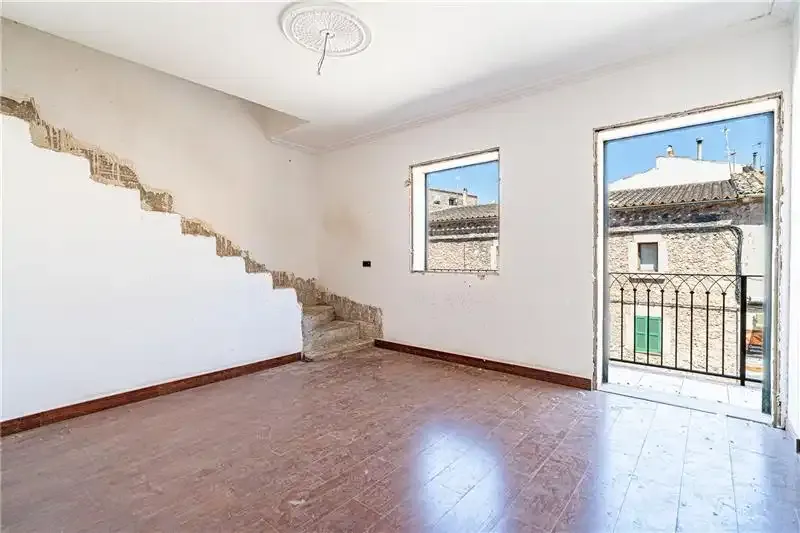 apartment in Consell — photo 1