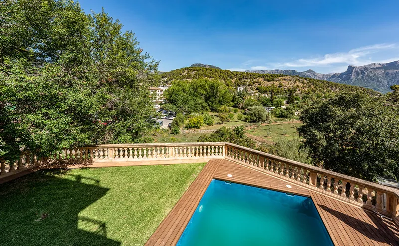 Villa with views, sun and pool in Port Sóller — photo 10