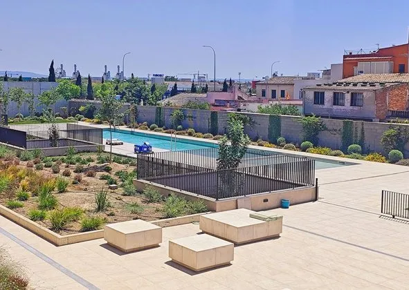 Flat / apartment in Calle de Tomàs Rul·làn, La Soledat, Palma de Mallorca — photo 2