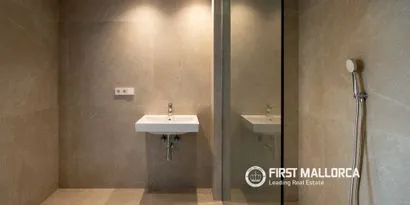 Real estate picture 0 Ref. No. 84155 — photo 8