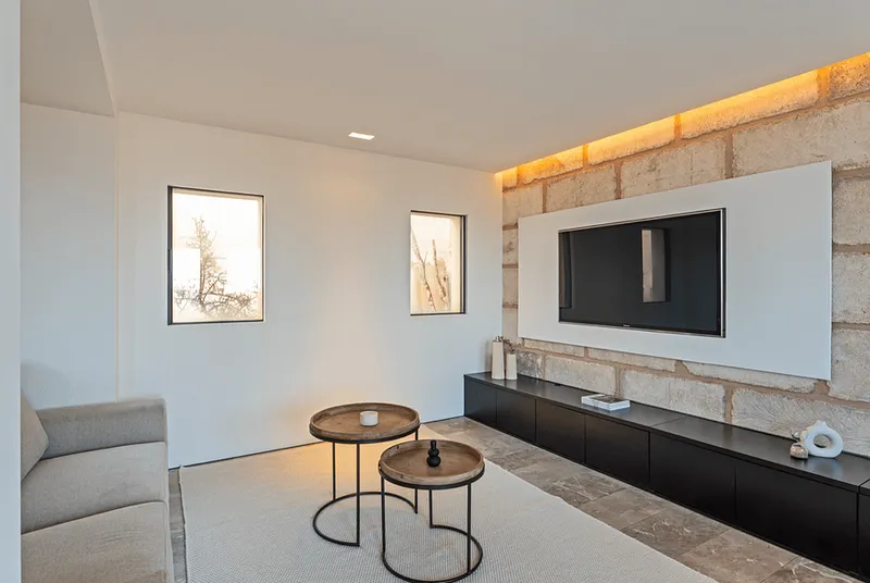 Unique Luxury Frontline Townhouse Directly on the Beach in Portixol — photo 6