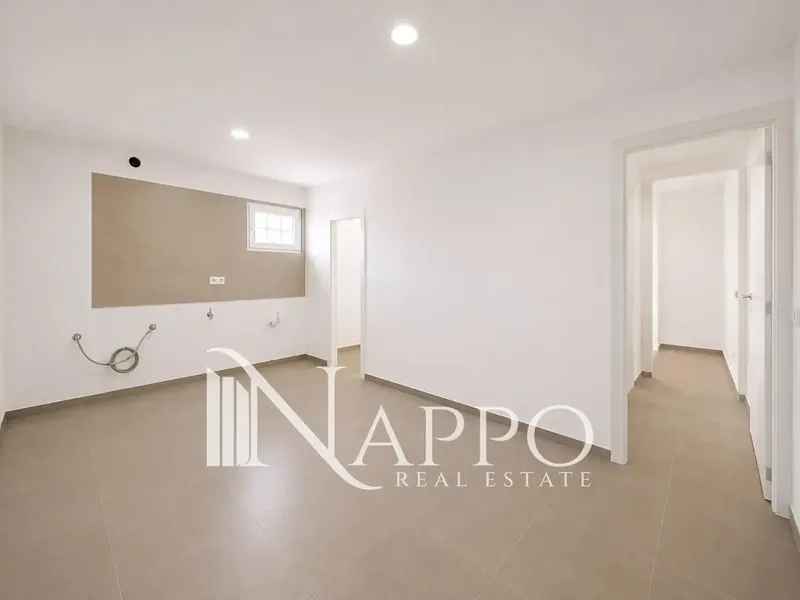 Registered as commercial premises — photo 5