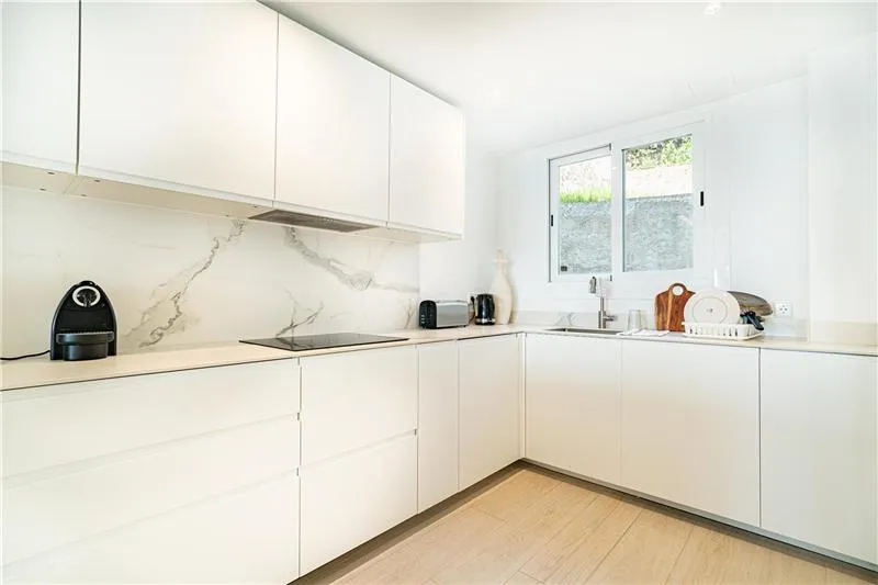 Fully renovated seafront apartment — photo 7