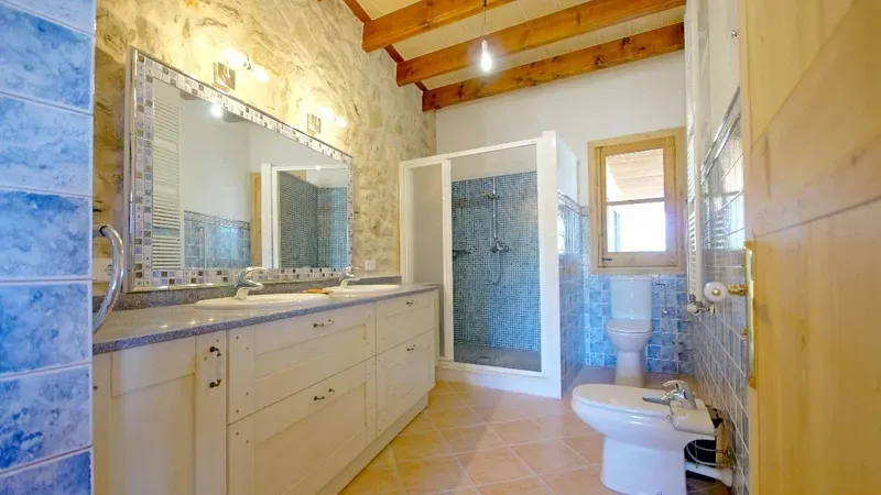 Luxury Country Finca in stunning setting in Lloret de Vistalegre — photo 9