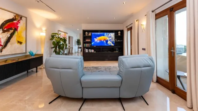 Exclusive luxury villa with sea views for sale in Pollensa, North Mallorca — photo 7