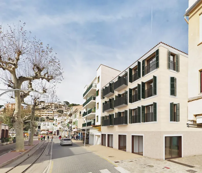 Brand-new apartment on the seafront in Port de Sóller — photo 1