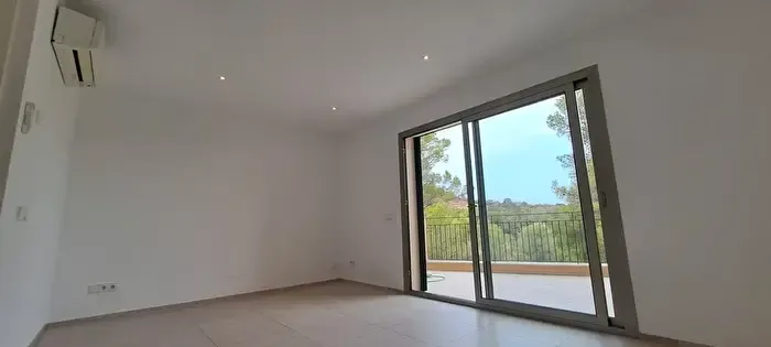 Casa en alquiler de 2 habitaciones en Ponent, Génova — photo 1