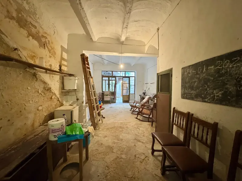 Looking for a unique property with character, history and endless possibilities? This authentic Mallorcan house from 1953 is much more than a — photo 11